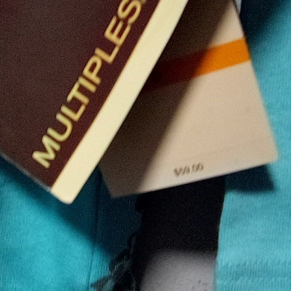 MULTIPLES brand ladies long sleeve pullover top. NWT. Size Small. - Picture 4 of 7